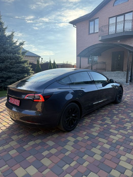 Tesla 3 dual motor