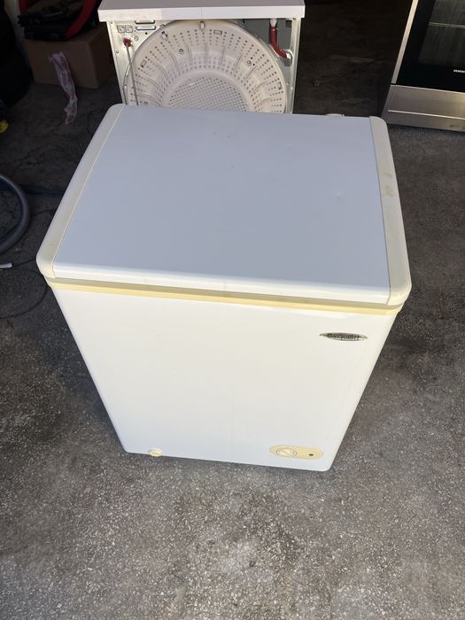 Морозильна камера 100л