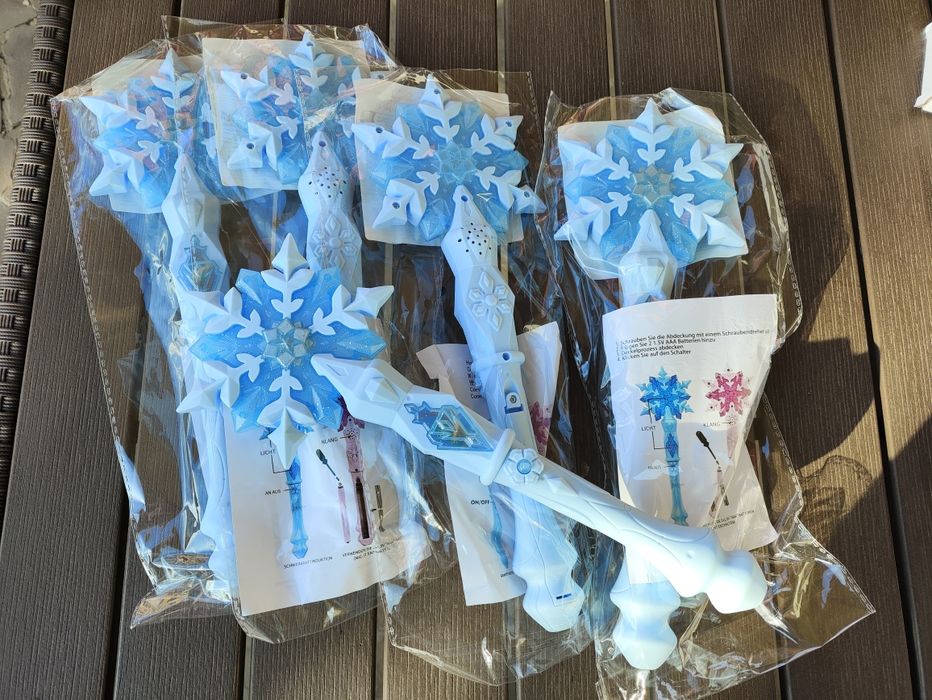 Чарівна паличка Сніжинка музична