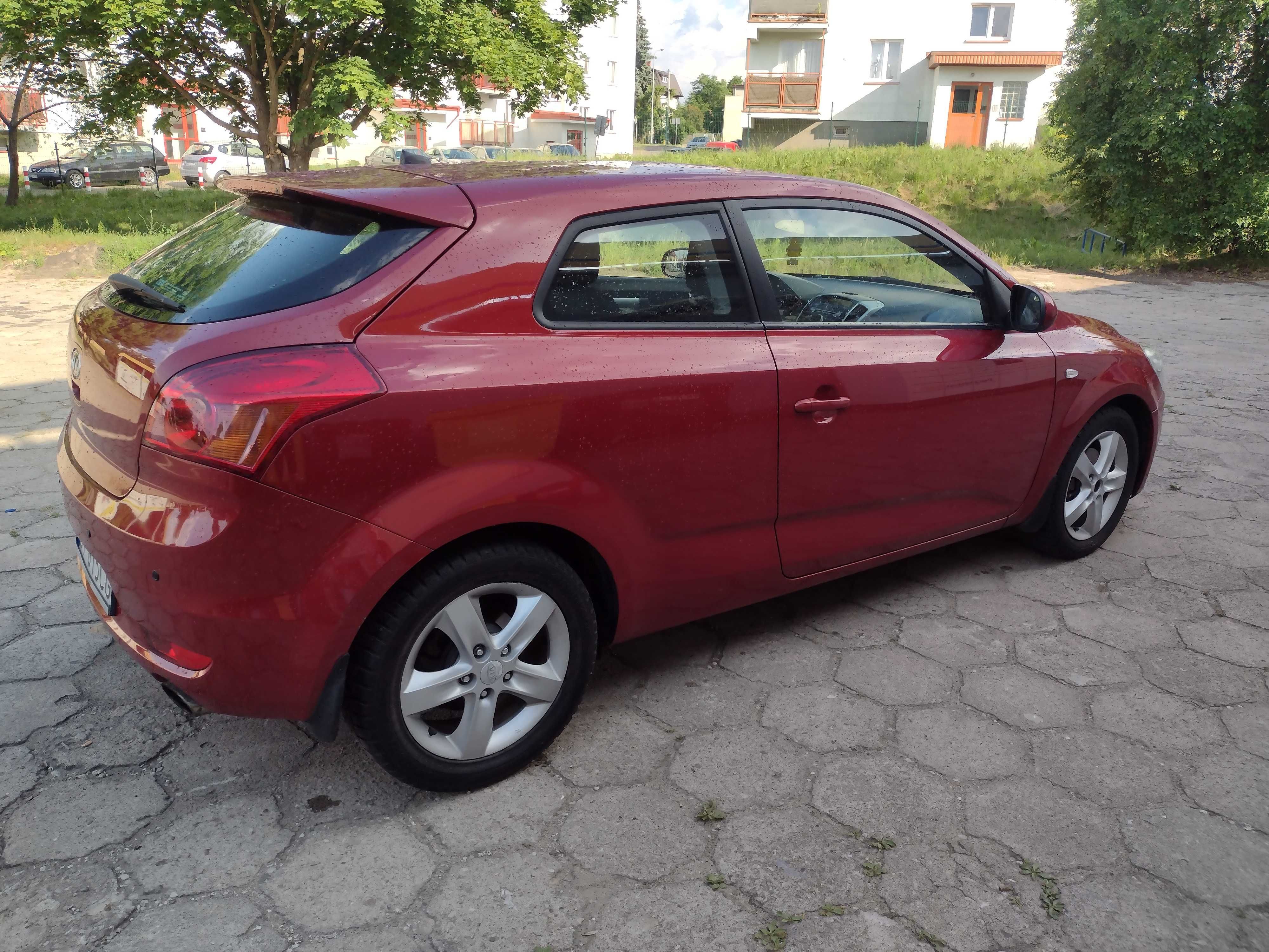 Kia Pro_cee'd 1.6 Diesel 2011 Rok