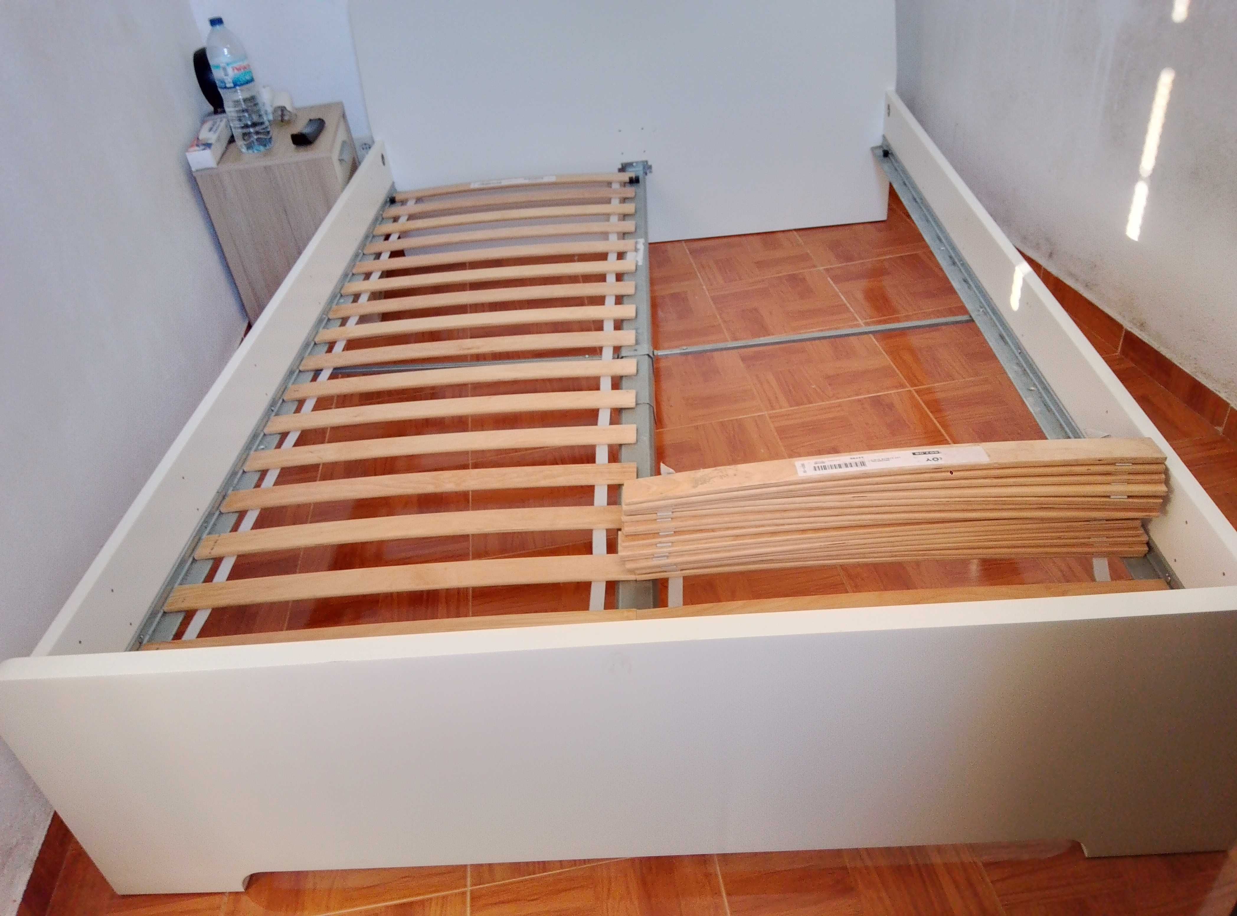 Cama 140x190cm branco