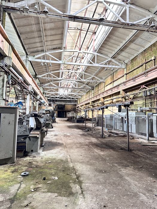 Продаж діючих виробничих приміщень 120 тис.м2, ЖД , комунікації, 22 Га