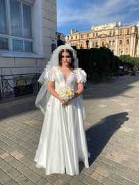 Продам весільну сукню для найкращої нареченної