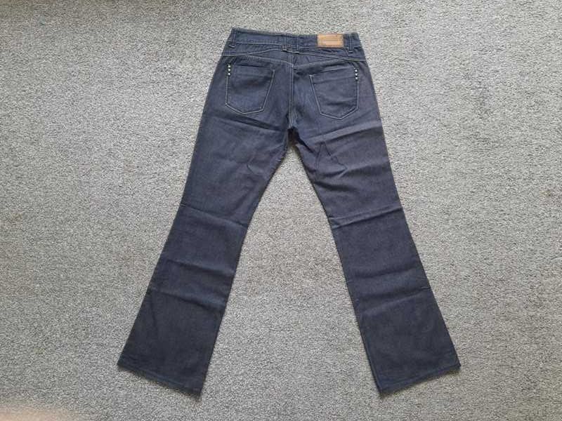 Wygodne Damskie Spodnie jeansy dżinsy Reserved PAS ok 41cm x2 jak nowe