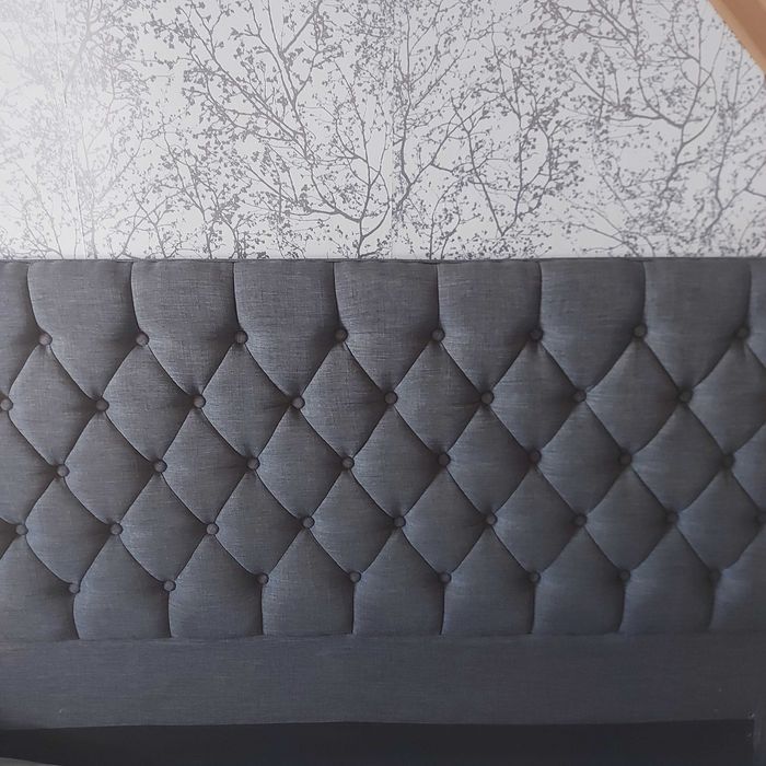 Zagłówek i boki ramy łóźka