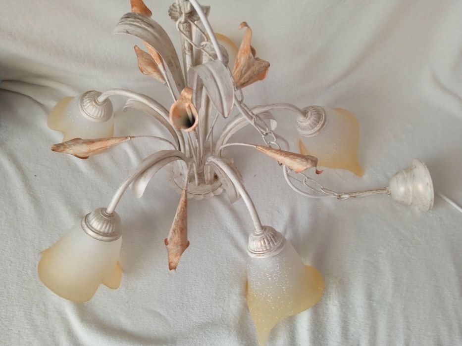 Żyrandol na łańcuchu Lucrezia