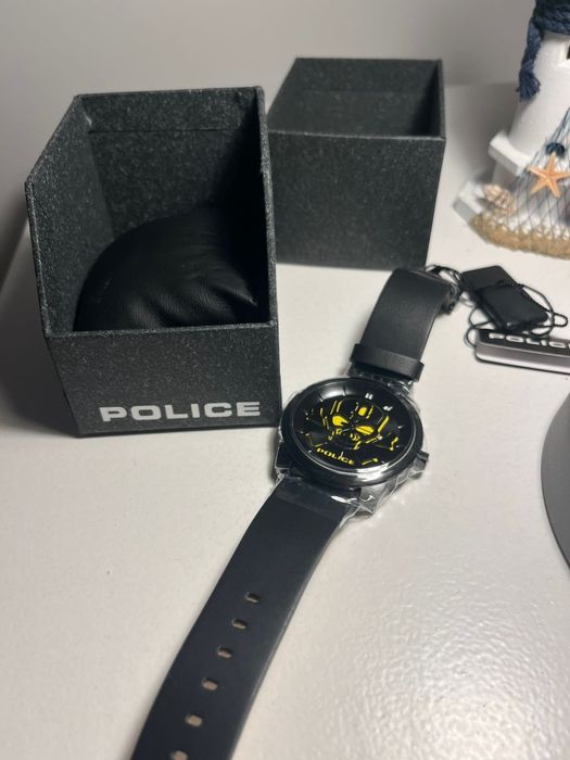 Vendo 2 relógios Police