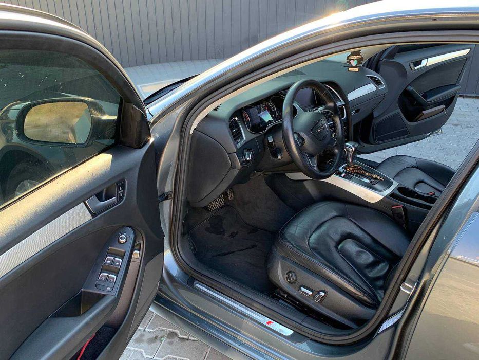 Продам audi a4 2014