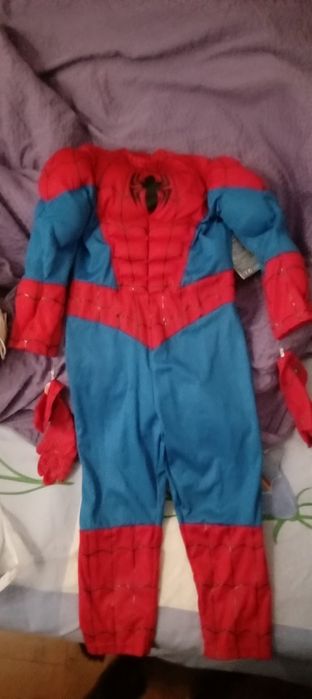 Костюм человека паука