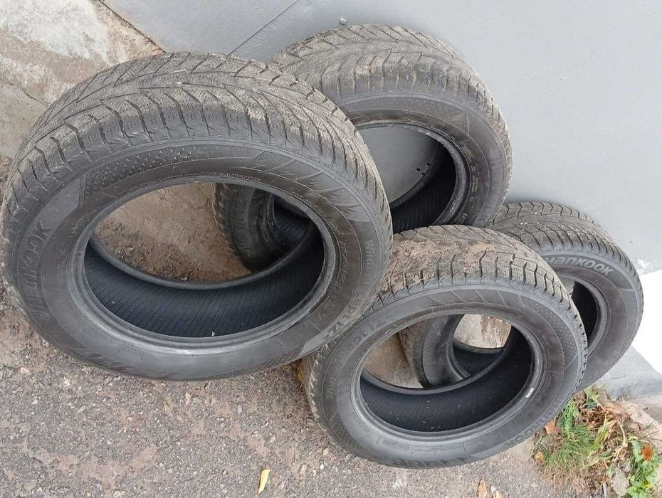 Hankook winter i*cept iz2 215/60 r16