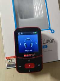 MP3 плеер Ruizu X52 Bluetooth Hi-Fi 64Gb с клипсой
