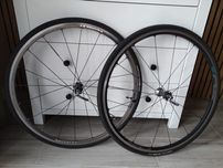Koła Shimano Utegra UST
