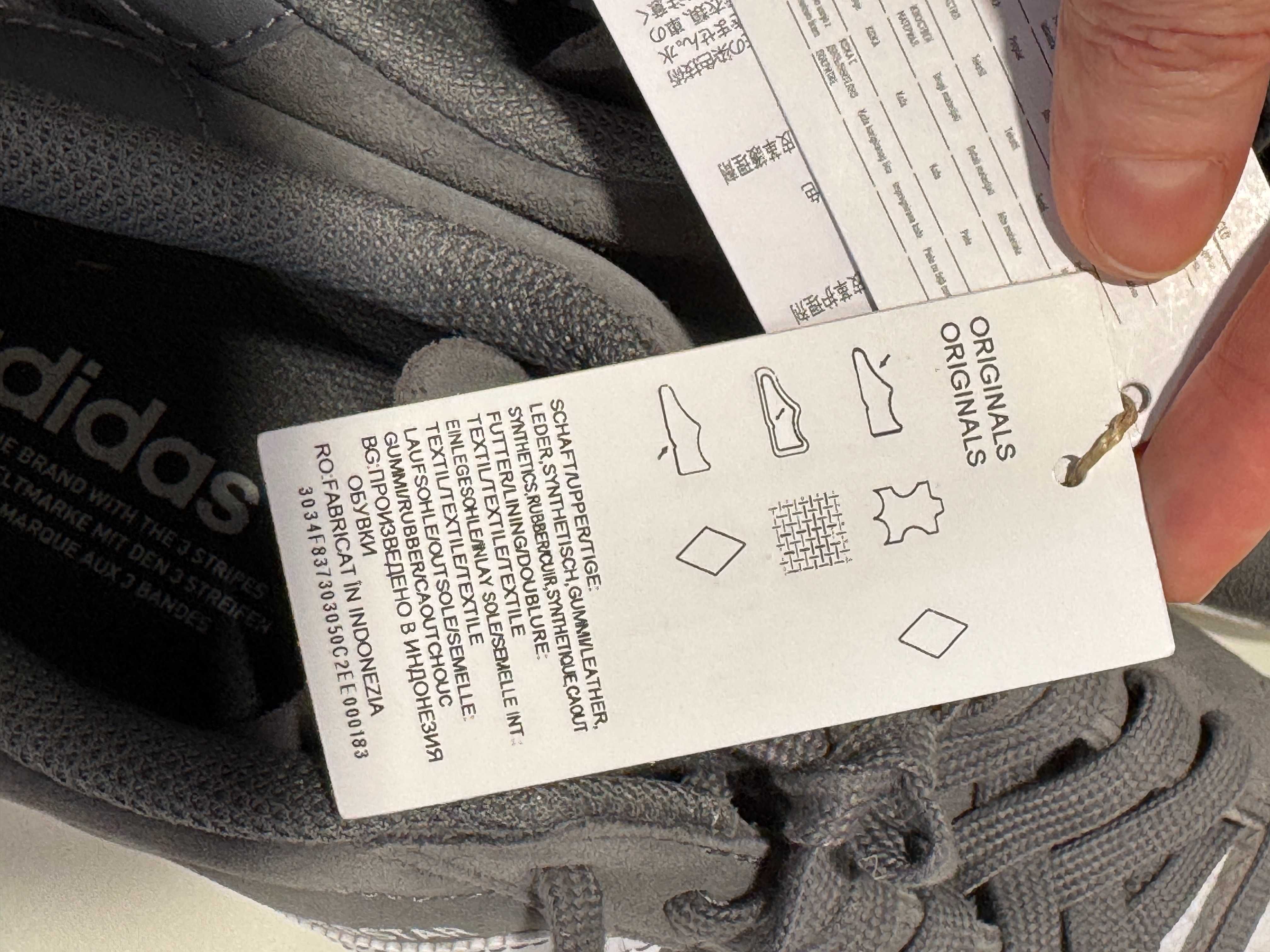 Кросівки чоловічі Adidas Superstar Grey IF3645, 43.5р