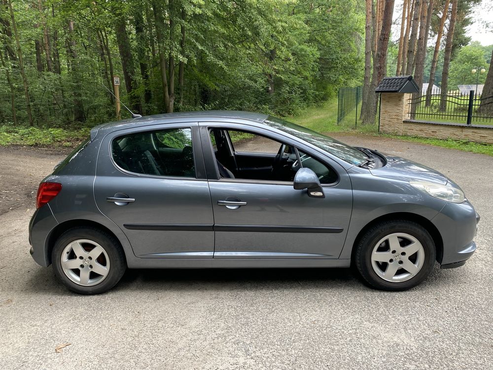 Sprzedam Peugeot 207