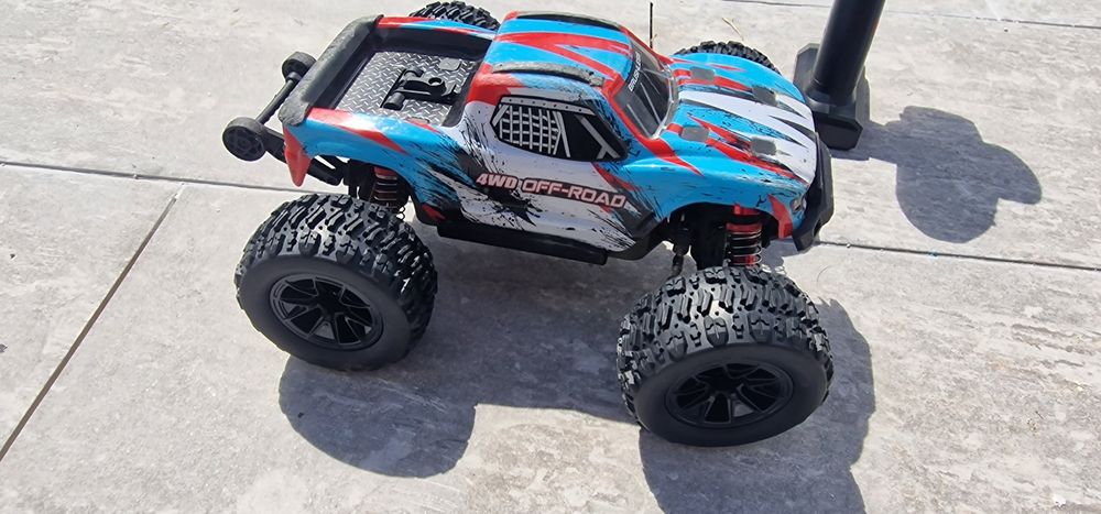MJX carrinho rc truggy