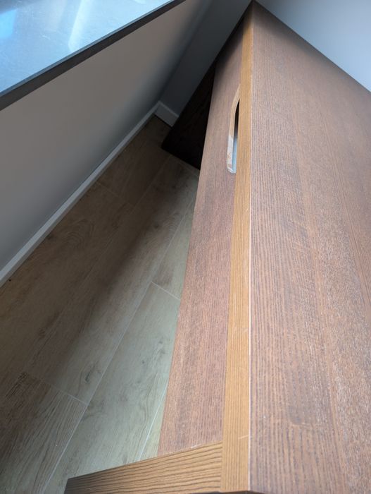 MALM Biurko z wysuwanym panelem, brązowe, 151x65 cm IKEA