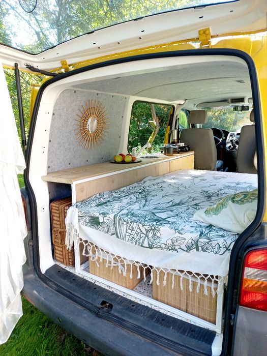 Wynajem kampera campervana, WC, prysznic zewnętrzny