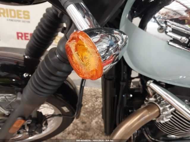 Triumph Motorcycle BONNEVILLE T120/BLACK 2023