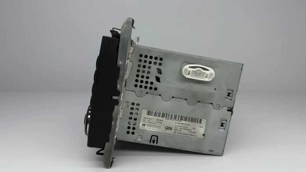 Магнітола CD навігація w203