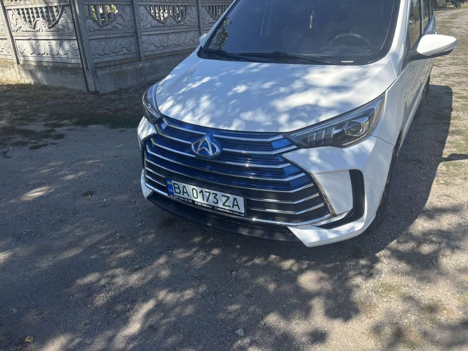 Продам електромобіль Changan Auchan