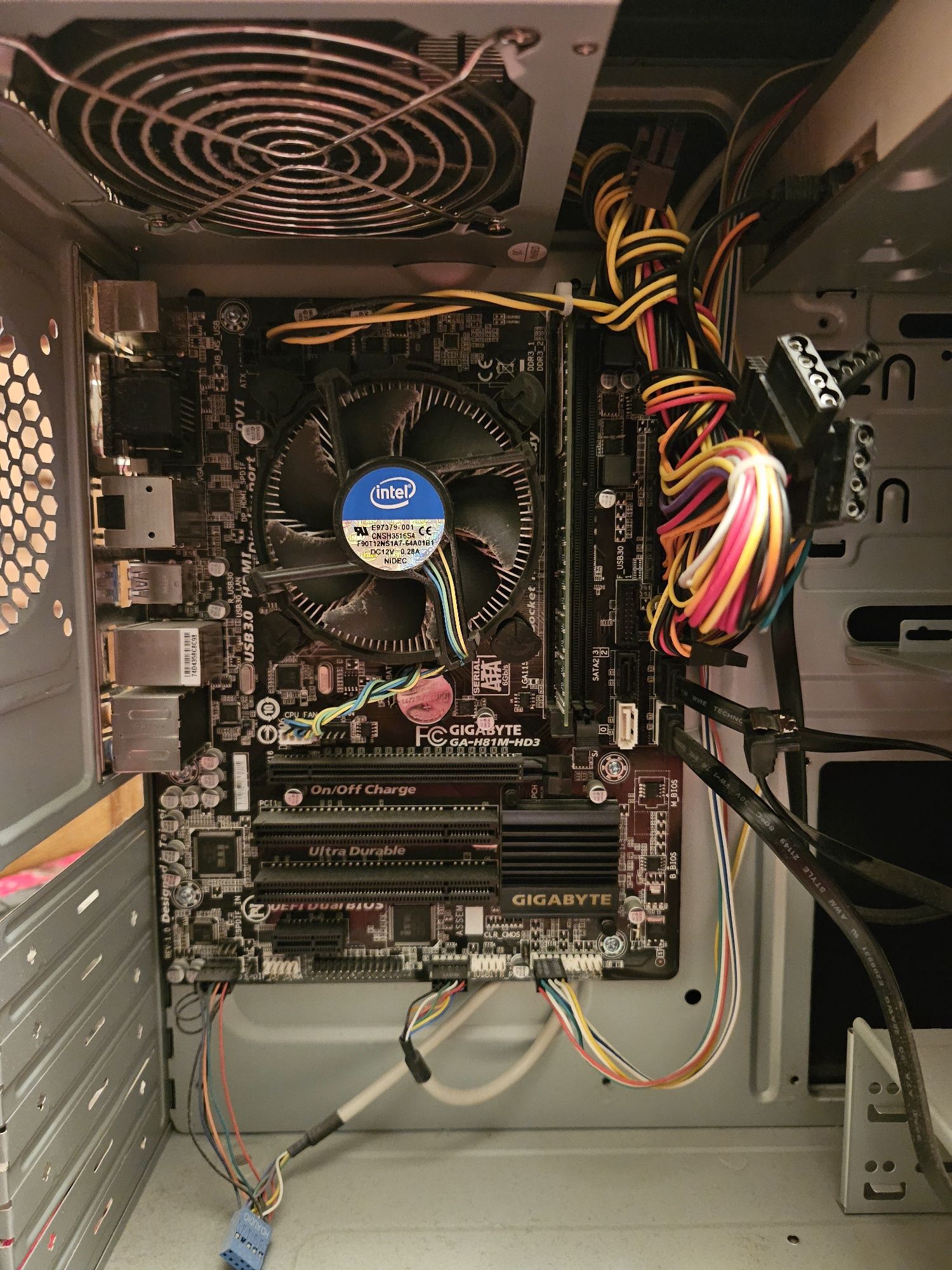 Komputer stacjonarny Pentium G3220, ddr3 1600mhz 4gb