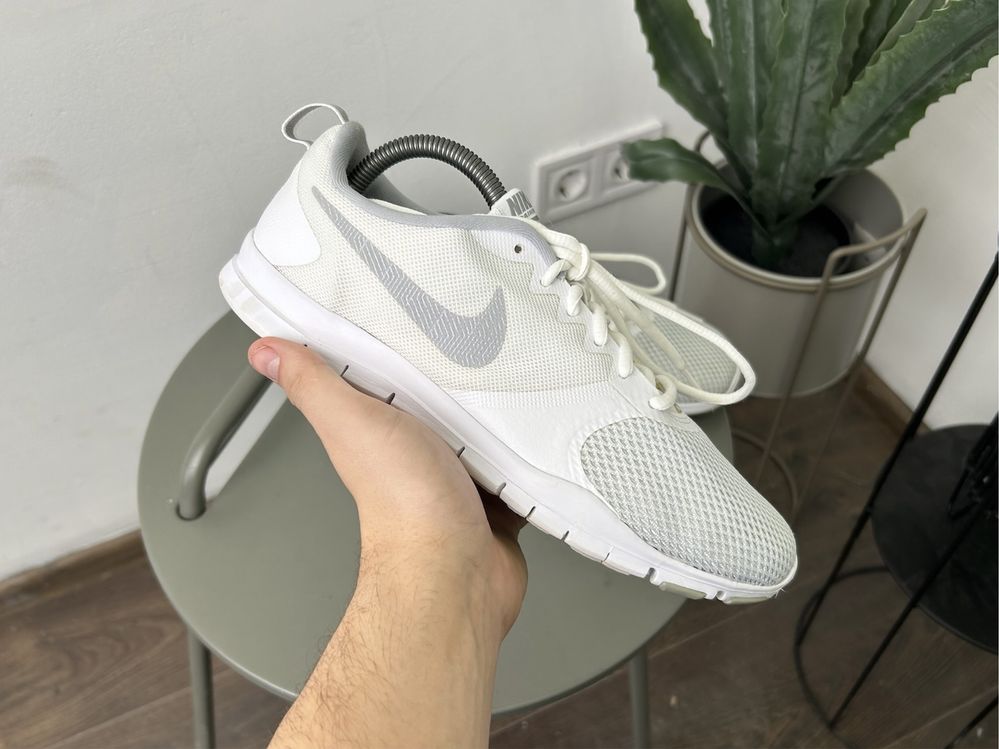 Оригінал! Кросівки Nike Flex Essentials 40 розмір 01725