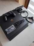 PlayStation 4 | PS4 Pro + kamera + gry + pad + pełnej okablowanie