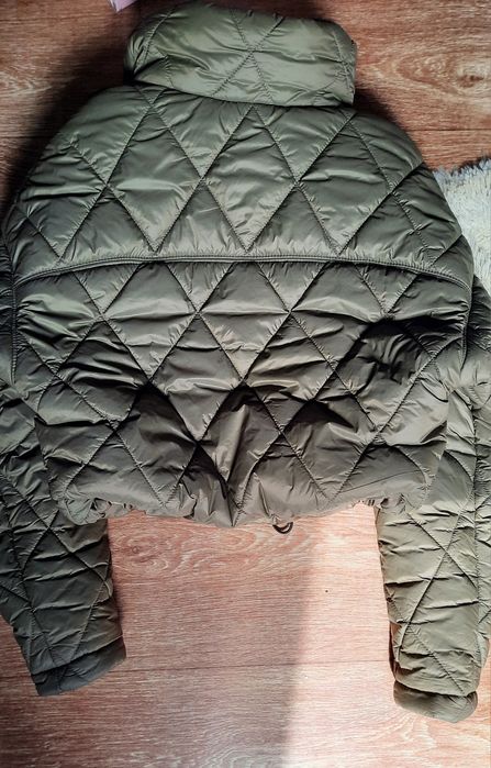 Куртка Бомбер укорочений