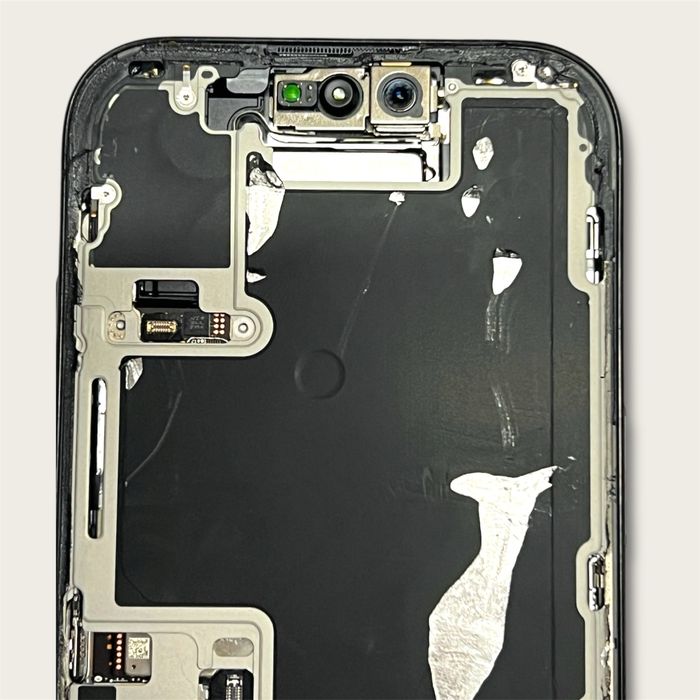 iPhone 16 pro uszkodzony bez ekranu