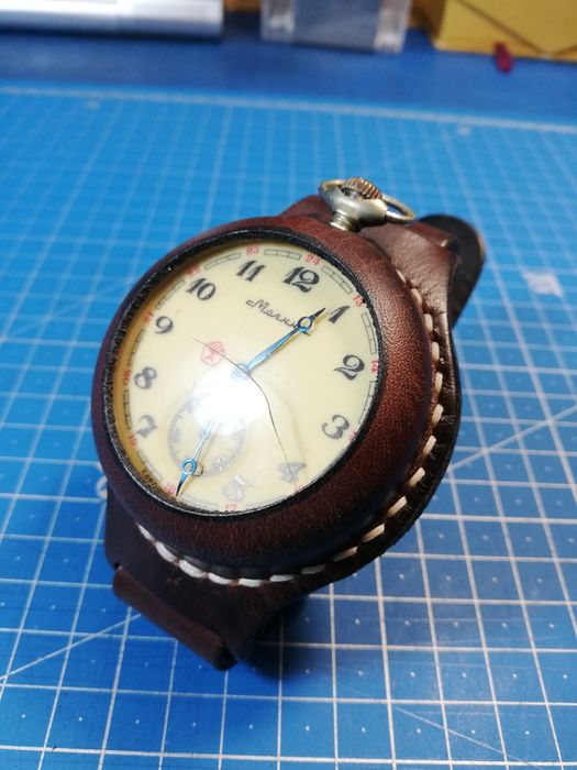 Окопный - траншейный ремешок для карманных часов.