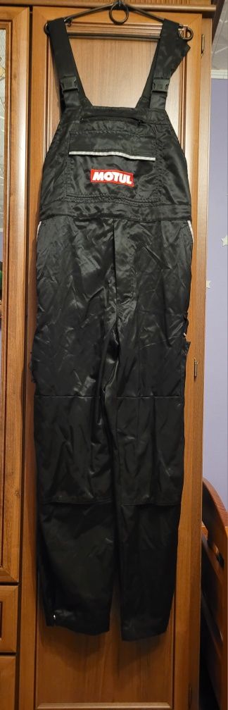 Spodnie ogrodniczki czarne Motul rozm XL