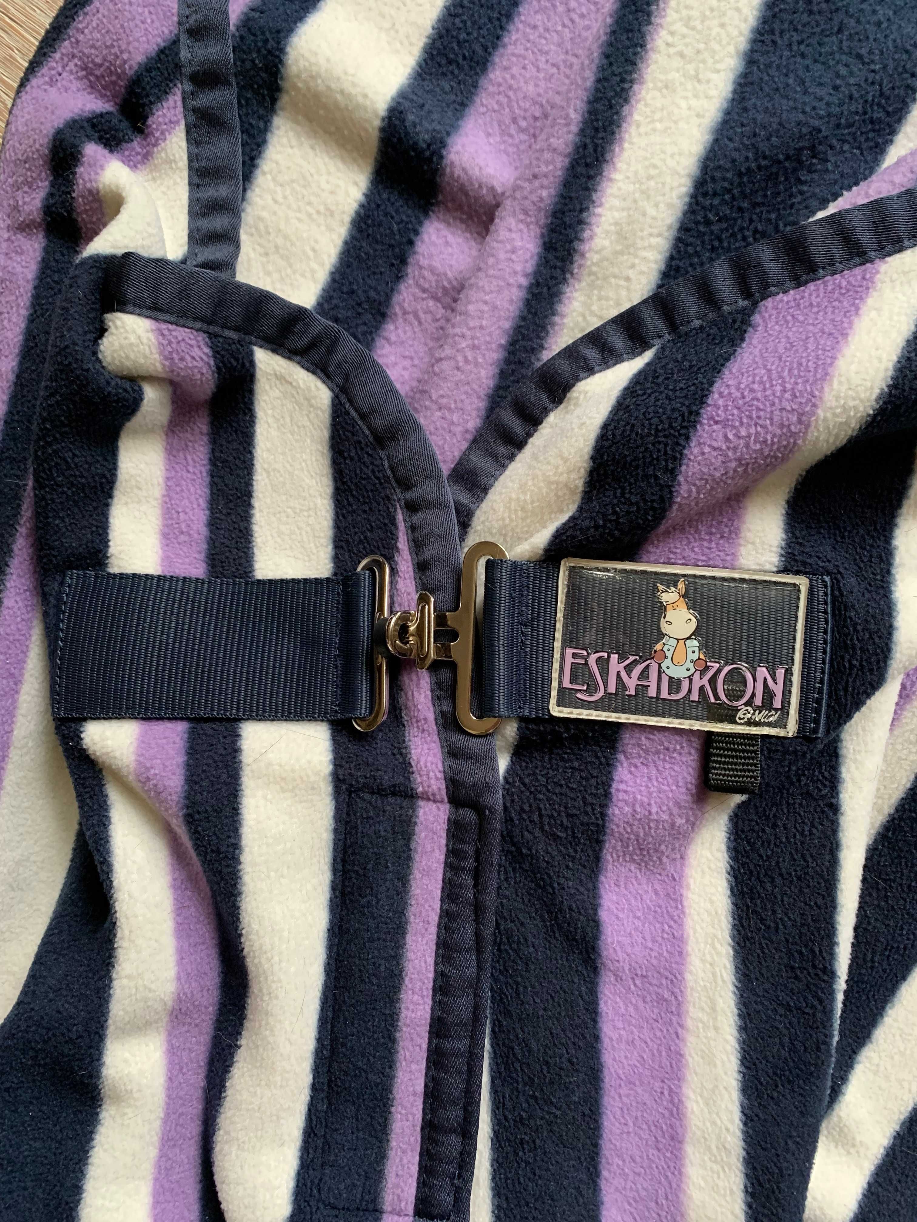 Derka Eskadron NICI 2010 Navy/Violet w paski r. M 135cm