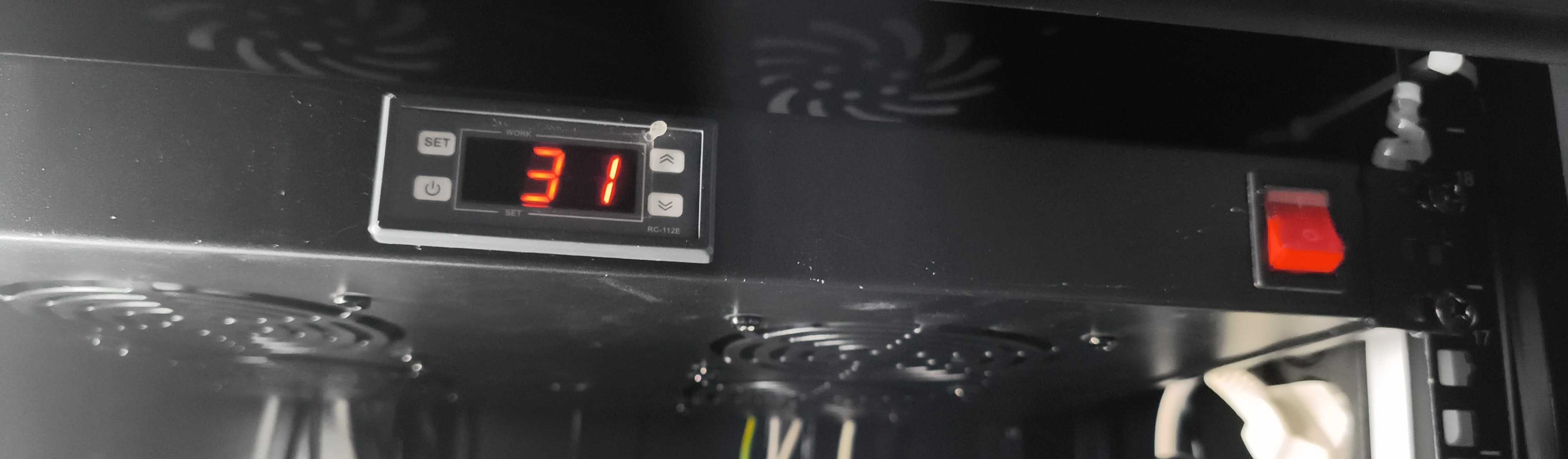 GetFort panel 4 wentylatorów z termostatem Rack 19/1U