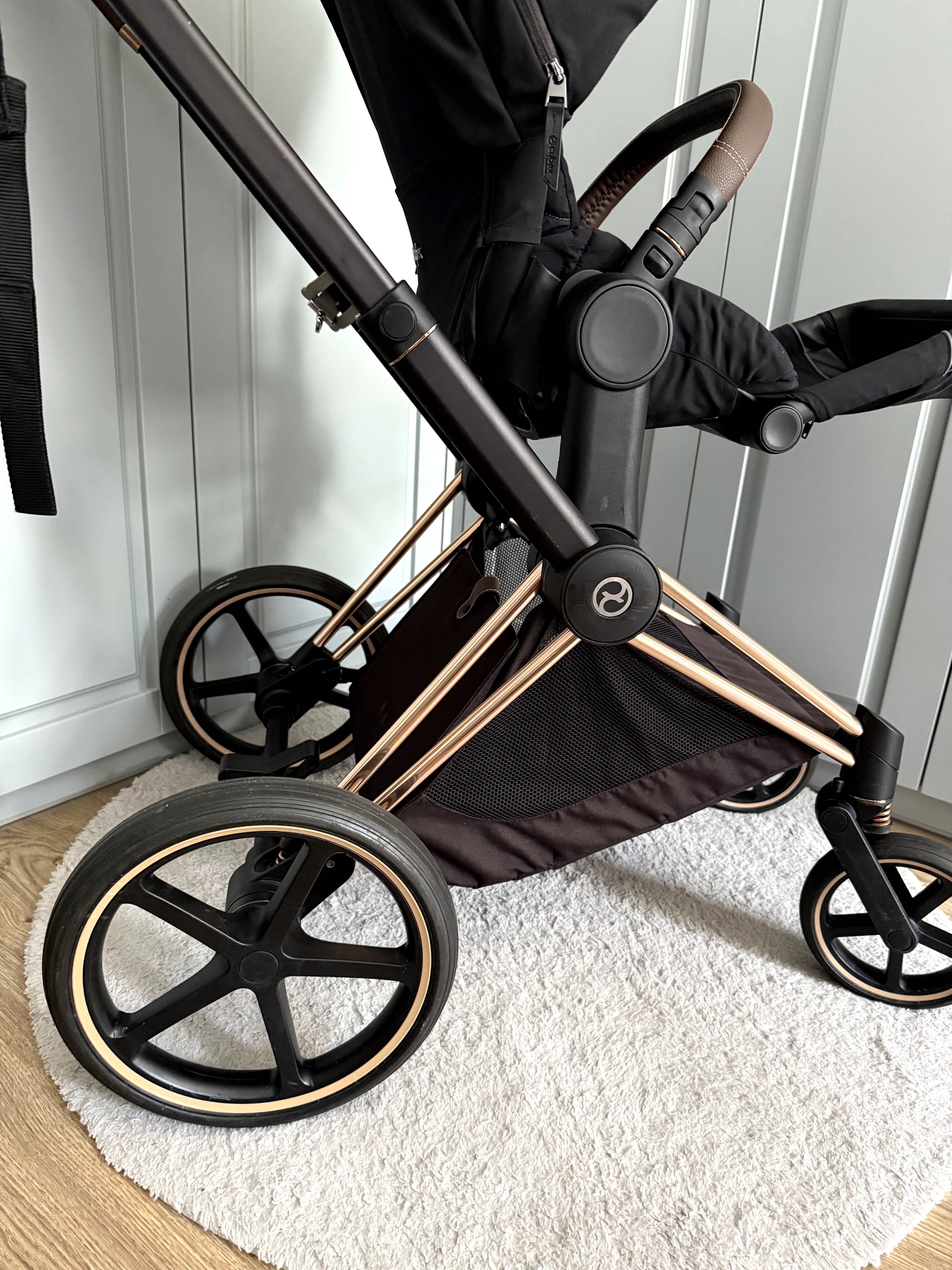 Wózek Cybex Priam Gold Rose – gondola + spacerówka + folia