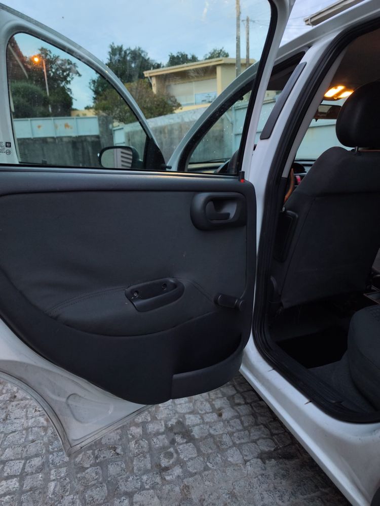 Opel corsa C 1.7DTI 2002 ISUZO