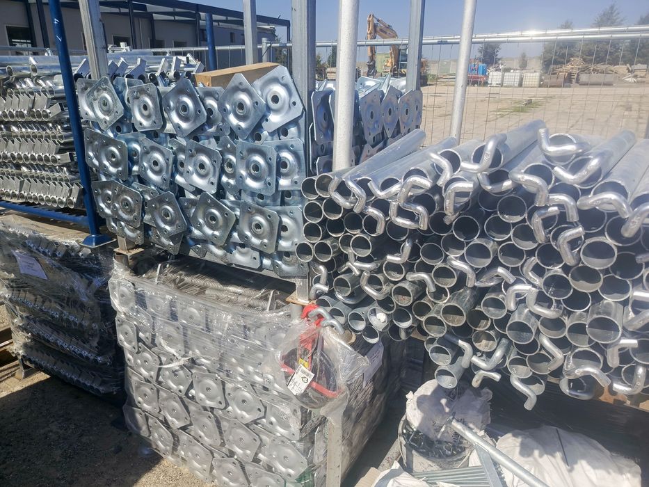 rusztowanie elewacyjne plettac poznańskie