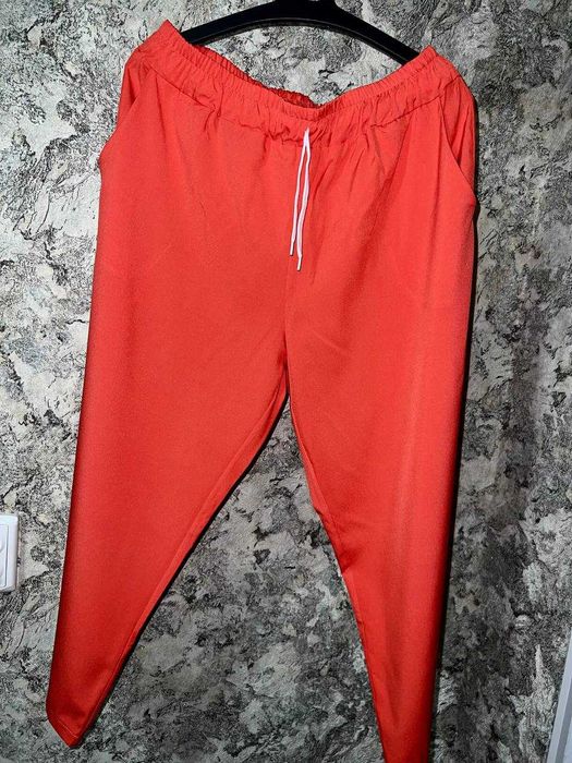 Продам легкий, літній костюм