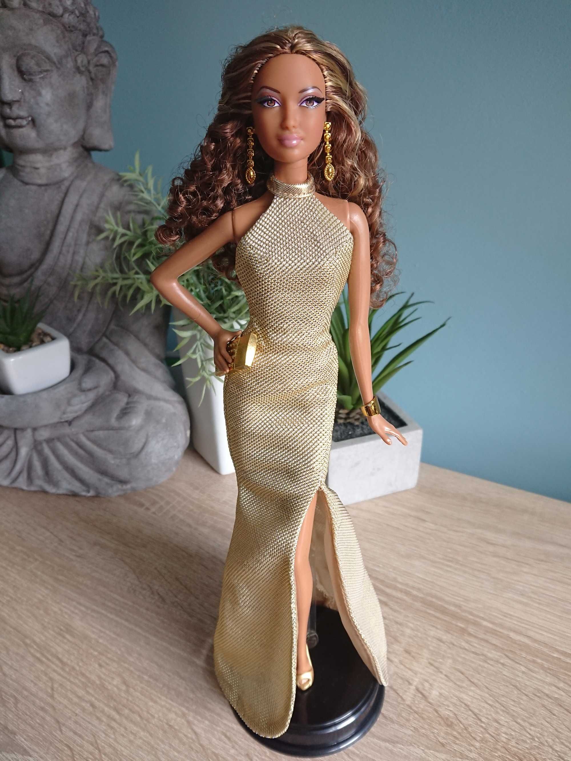 Lalka Barbie The Look Red Carpet Golden Dress AA [2013]