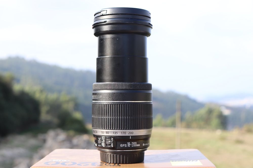 Canon EFS 18-200 mm F/3.5-5.6 IS