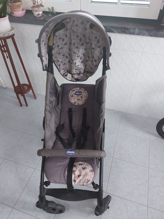 Carrinho de bebé Chico
