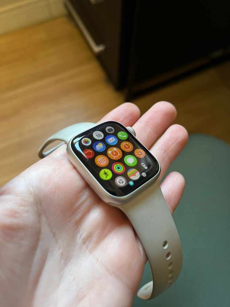 Apple Watch Series 9 41mm AI Star SB S/M GPS