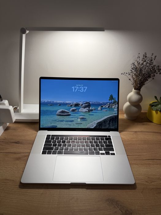 MacBook Pro 16 2019 Intel i9 16Gb 512Gb Radeon 5500