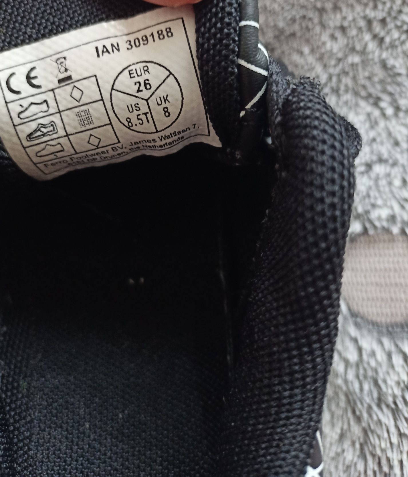 Buty sportowe adidasy czarno białe bo Lidl lupilu rozmiar 26