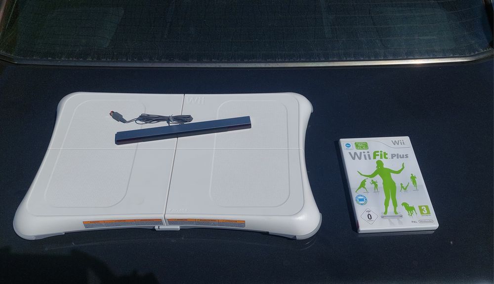 Wii Fit Balance + Wii Fit Plus + Sensor bar