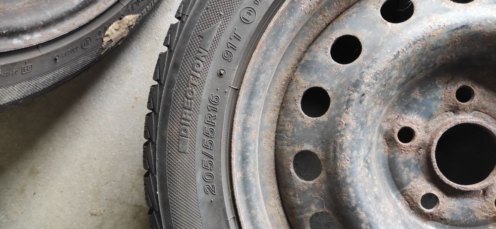 Felgi do Mercedesa st 16 cali 5x114 z op. zim. cena za 4