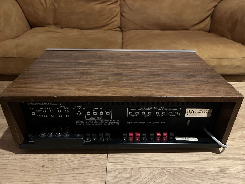 Sansui 331, amplituner vintage,
