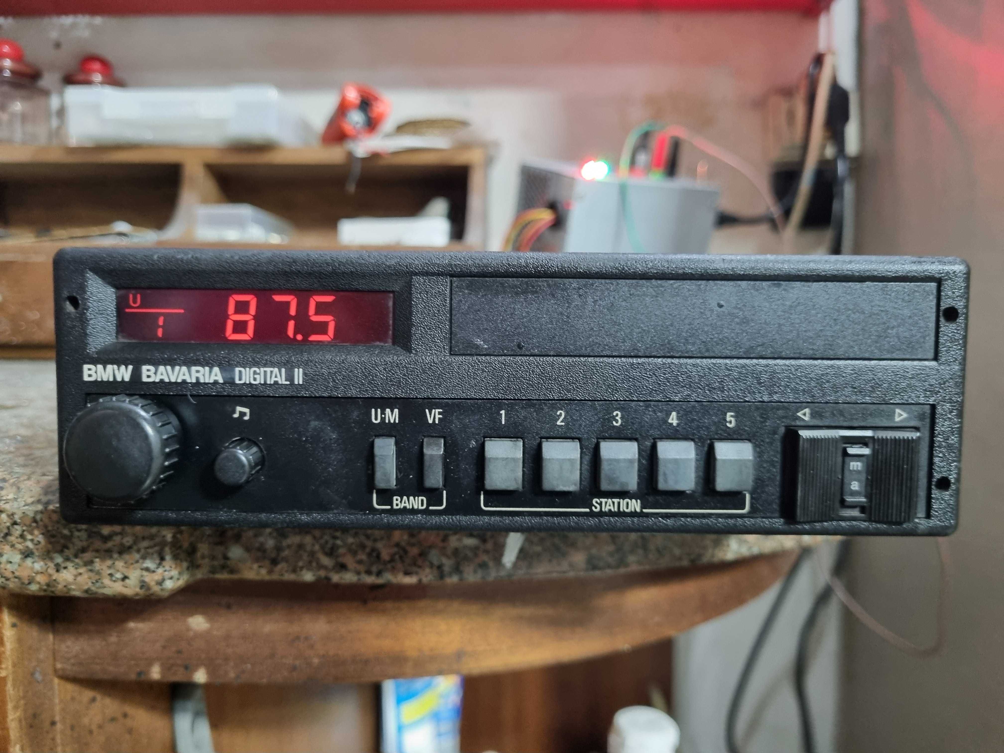 Rádio (sem leitor K7) BMW Bavaria Digital II (E30)