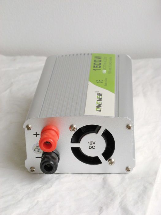 Инвертор 1500Вт с USB-выходом Преобразователь 12 - 220В