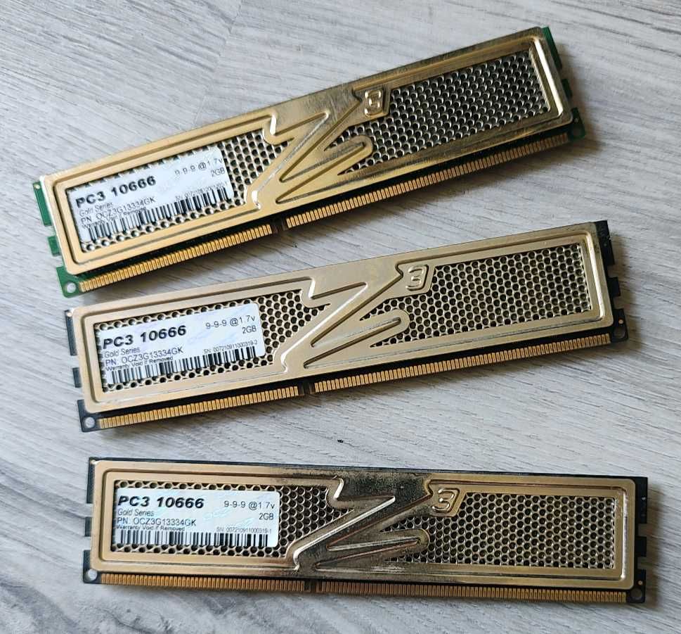Pamięć RAM OCZ DDR3 6GB (3x2GB) 1600MHz
