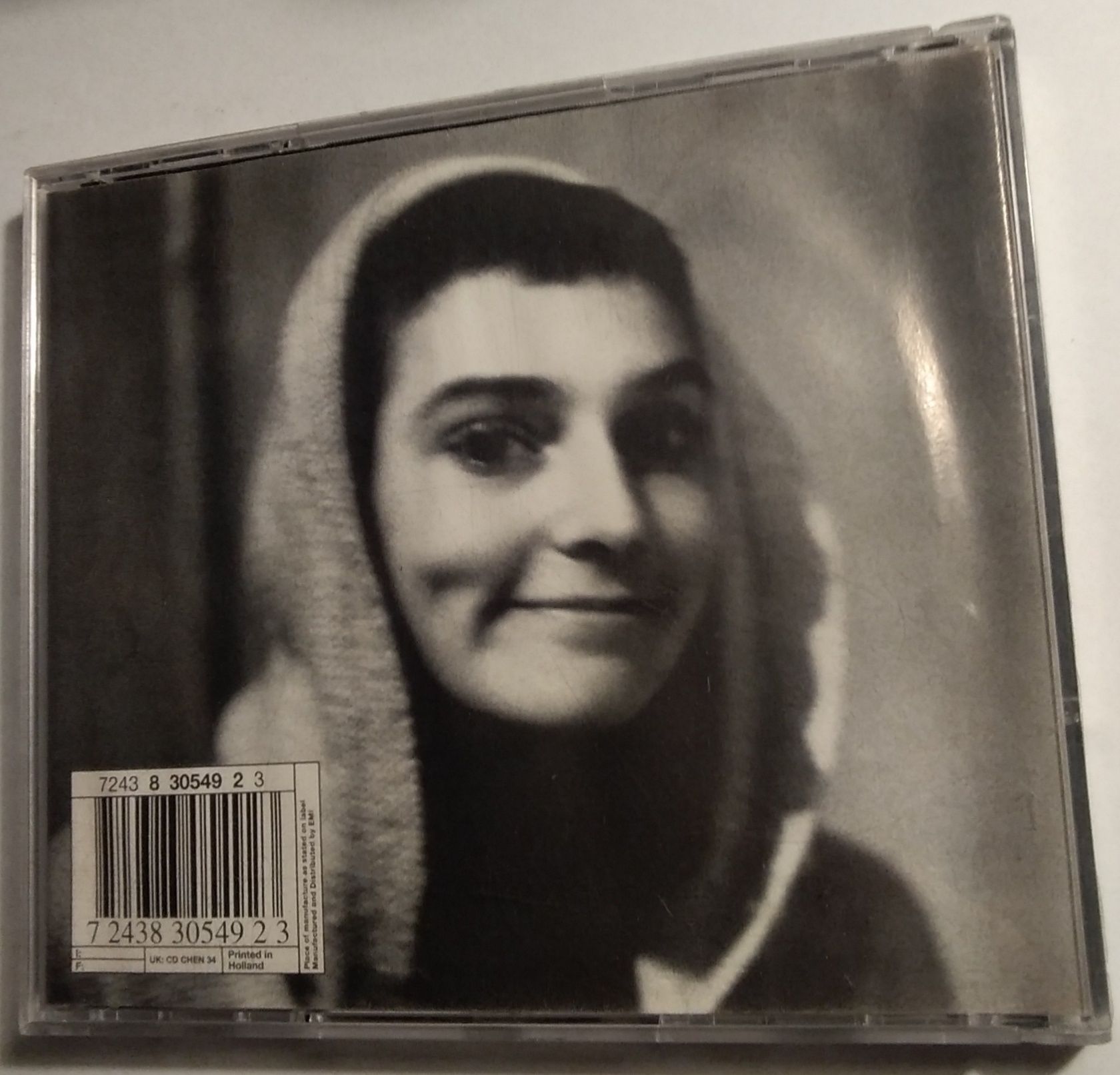 Sinéad O’Connor " Universal Mother "